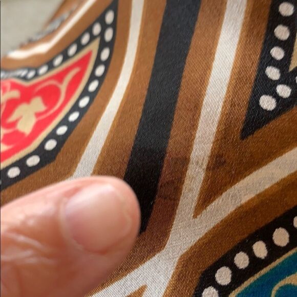 Vtg Anne Klein brown red blue Mandela design scarf - Picture 8 of 8